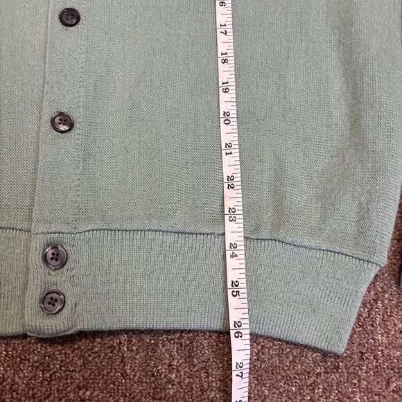 Vintage Izod Sweater Mens Green Cardigan Acrylic Made in USA 80s Granpcore Large - Picture 5 of 8